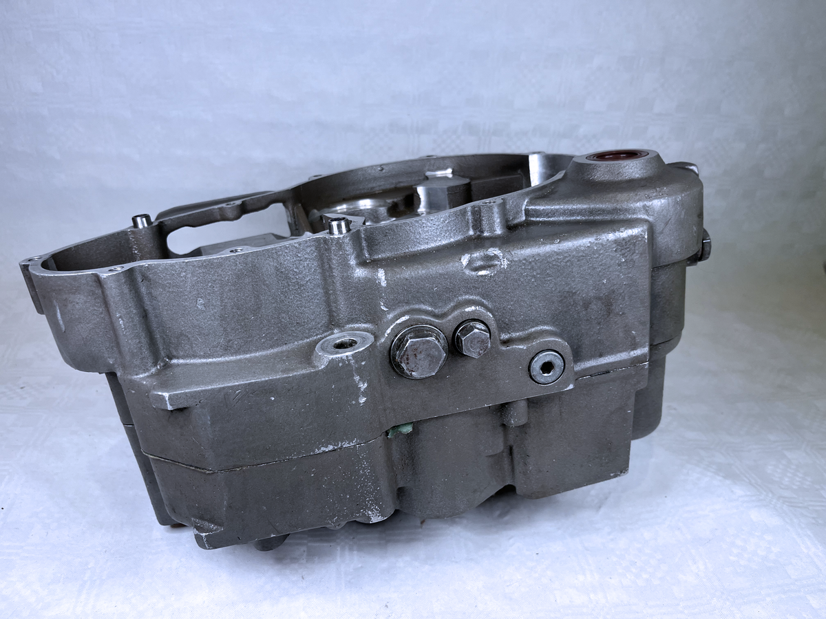 KTM 640 Supermoto LC4 Motor Engine Block Crankcase OEM Used 2003