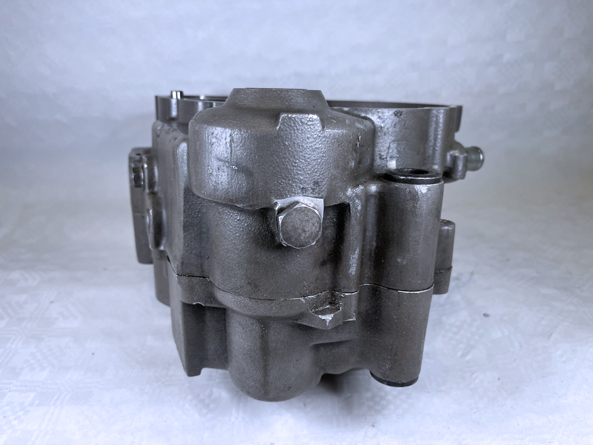 KTM 640 Supermoto LC4 Motor Engine Block Crankcase OEM Used 2003