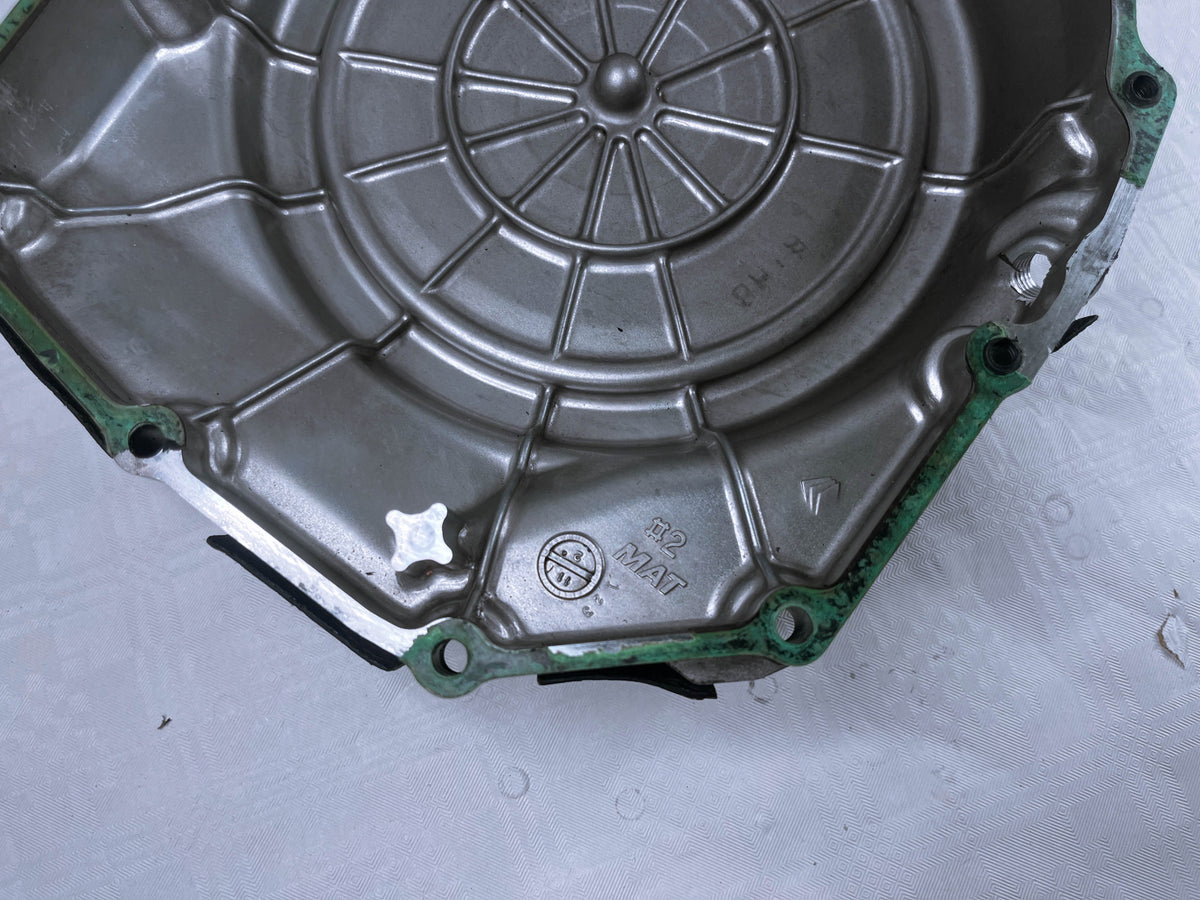 Honda CBR1100XX Super Blackbird Motor Engine Clutch Cover Casing Case 2004