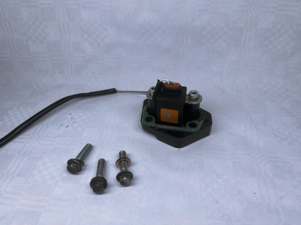 Honda CBR1100XX Super Blackbird Motor Engine Camshaft Position Sensor OEM Used 2004