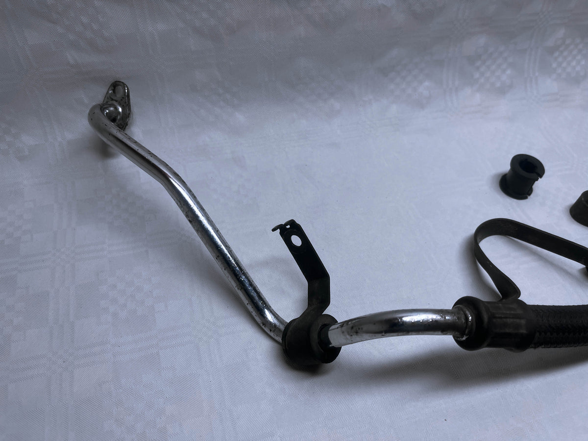 Honda CBR1100XX Super Blackbird Motor Engine Oil Line Hose Pipe OEM Used 2004