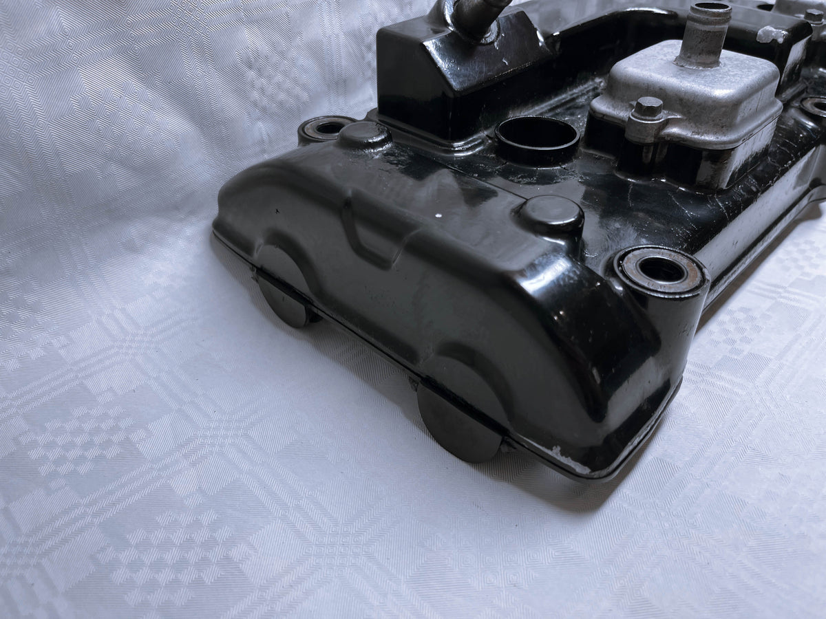 Honda CBR1100XX Super Blackbird Engine Cam Valve Cover OEM Used 2004