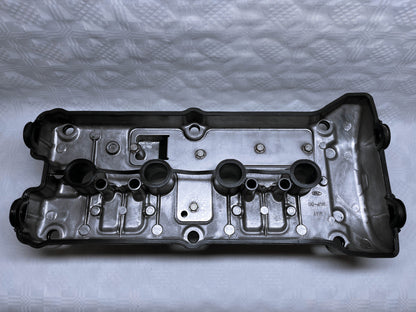 Honda CBR1100XX Super Blackbird Engine Cam Valve Cover OEM Used 2004