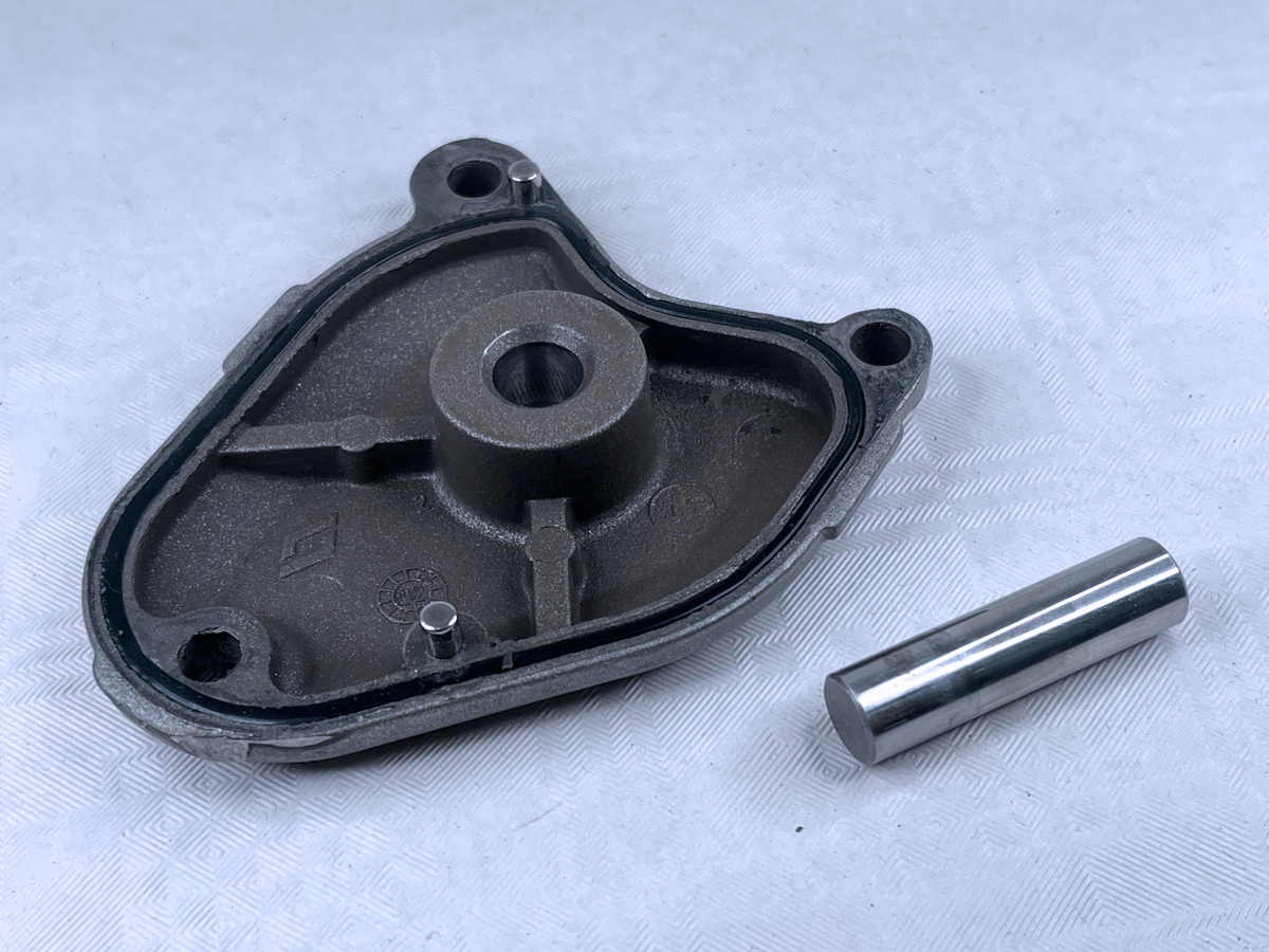 KTM 640 Supermoto LC4 Engine Starter Cover 5844001110023 OEM Used 2003
